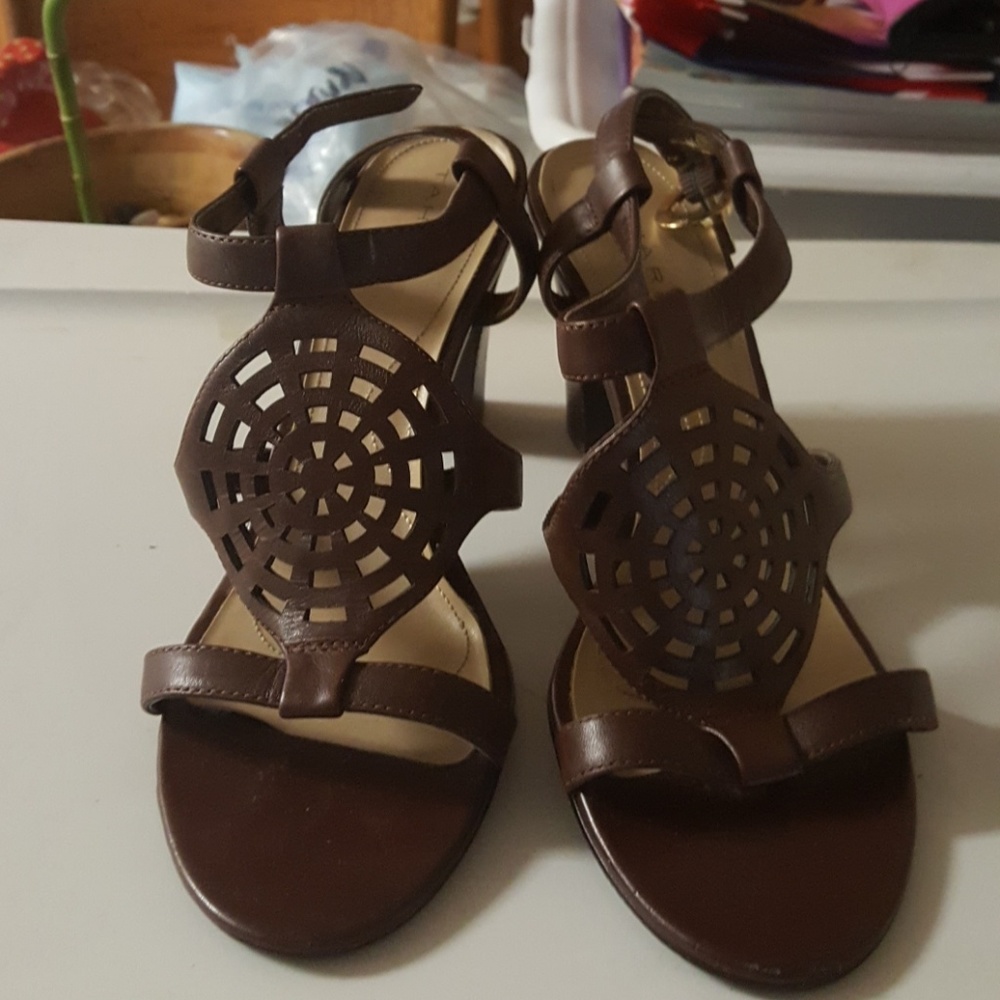 Tahari Brown Sandals.3 ins heel.